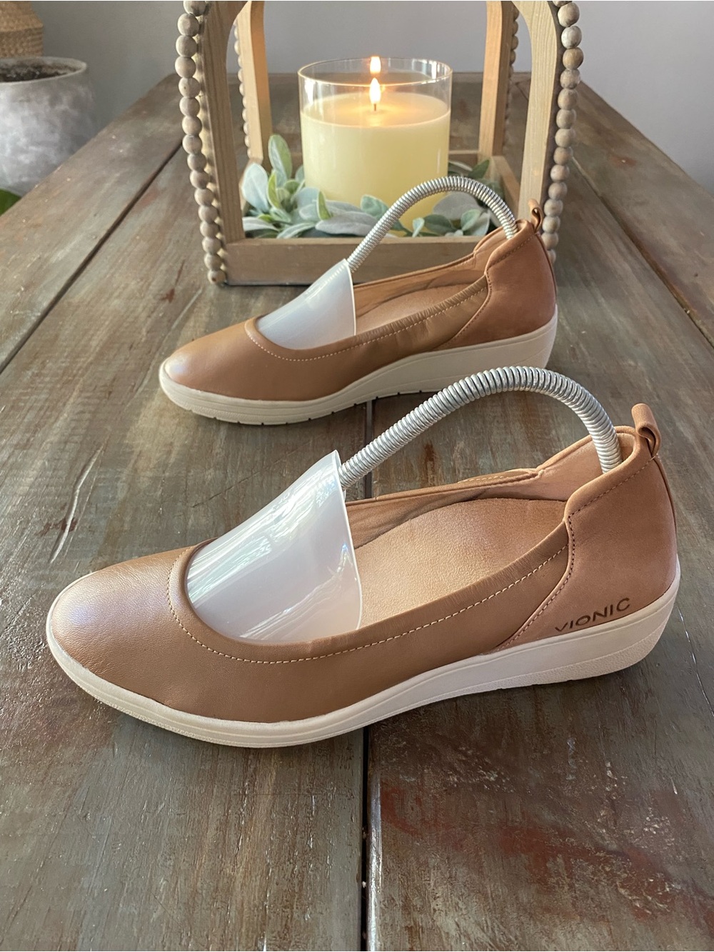 Vionic Jacey Leather Suede Wedge Slip On Flats Shoes Womens 10 Tan Brown White